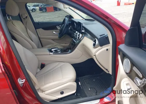 2016 Mercedes-Benz Glc 300 4Matic from USA, damaged, VIN WDC0G4KBXGF018198